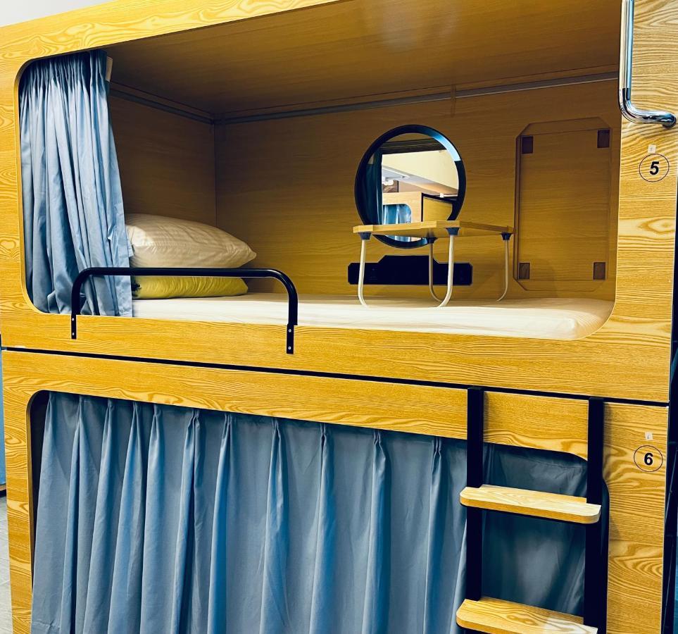 Cool Budget Hostel Хонконг Екстериор снимка